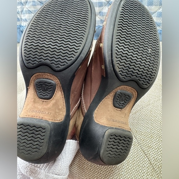 Merrell Studded Wedge Mules Womens Size 6 Brown Leather Slip On J56090 Coffee - Picture 5 of 5